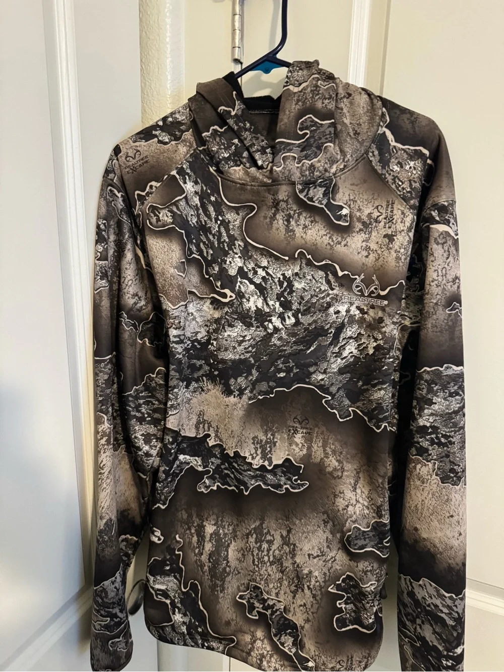 Nice men’s Camo Hoodie XL very comfortable - Picture 5 of 5
